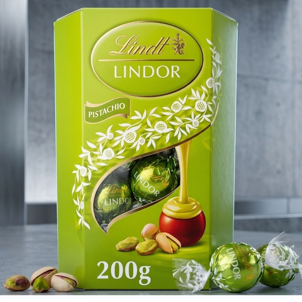 Luxury Lindt Pistachio Chocolate with Creamy Filling 200g